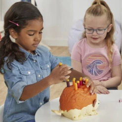 Hasbro Gaming Egeltje Plof 12 Hasbro Gaming Egeltje Plof -Hasbro 1977836 7310d73e