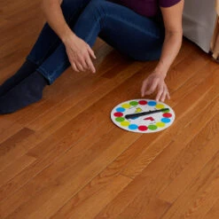 Hasbro Gaming Twister -Hasbro 1979988 4e5fc25c