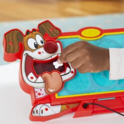 Hasbro Gaming Dokter Bibber Dierenarts 11 Hasbro Gaming Dokter Bibber Dierenarts -Hasbro 1984618 41660757