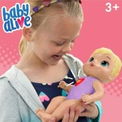 Hasbro Baby Alive Happy Heartbeats Babypop + Licht En Geluid -Hasbro 5010993660186 2