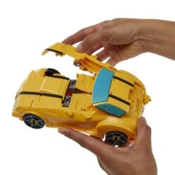 Hasbro Transformers Cyberverse Roll And Change Bumblebee + Licht En Geluid -Hasbro 5010993862269 8